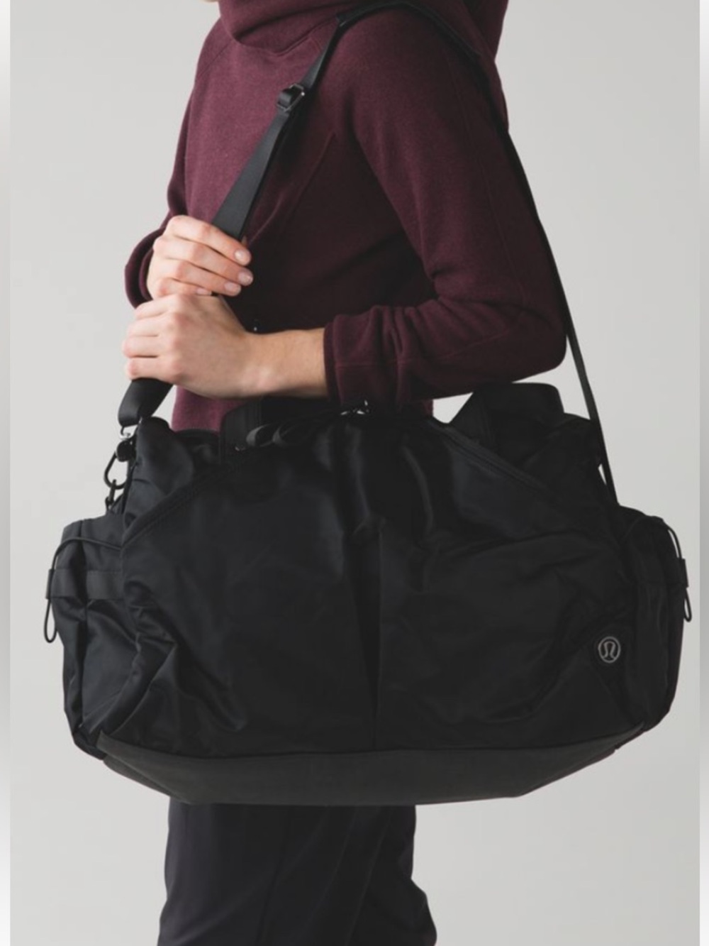 lululemon athletica Black Extra mile duffle